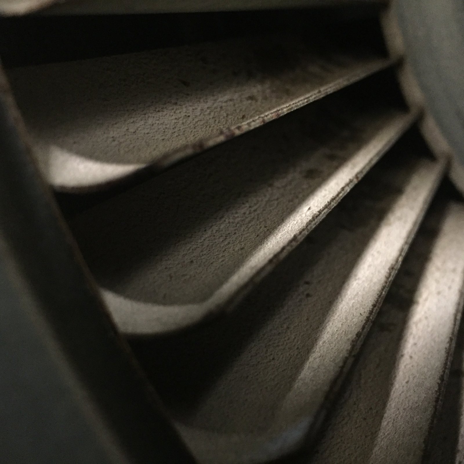 Duct Cleaning in Myrtle Beach, SC: Why It's Essential for Your Home or Business